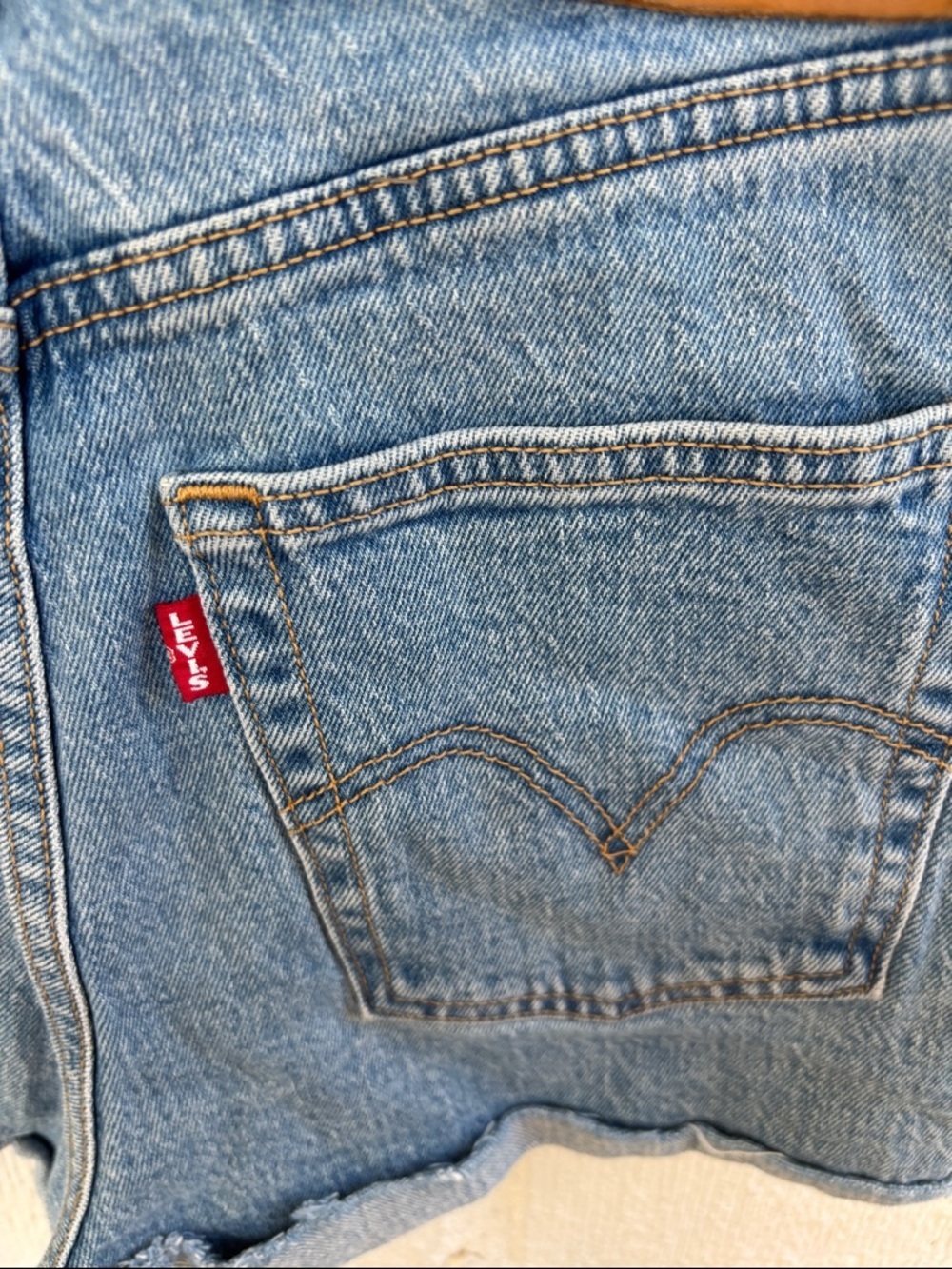 Levis Ribcage Classic High-Rise Denim Jean Shorts sz 27 - Picture 7 of 8